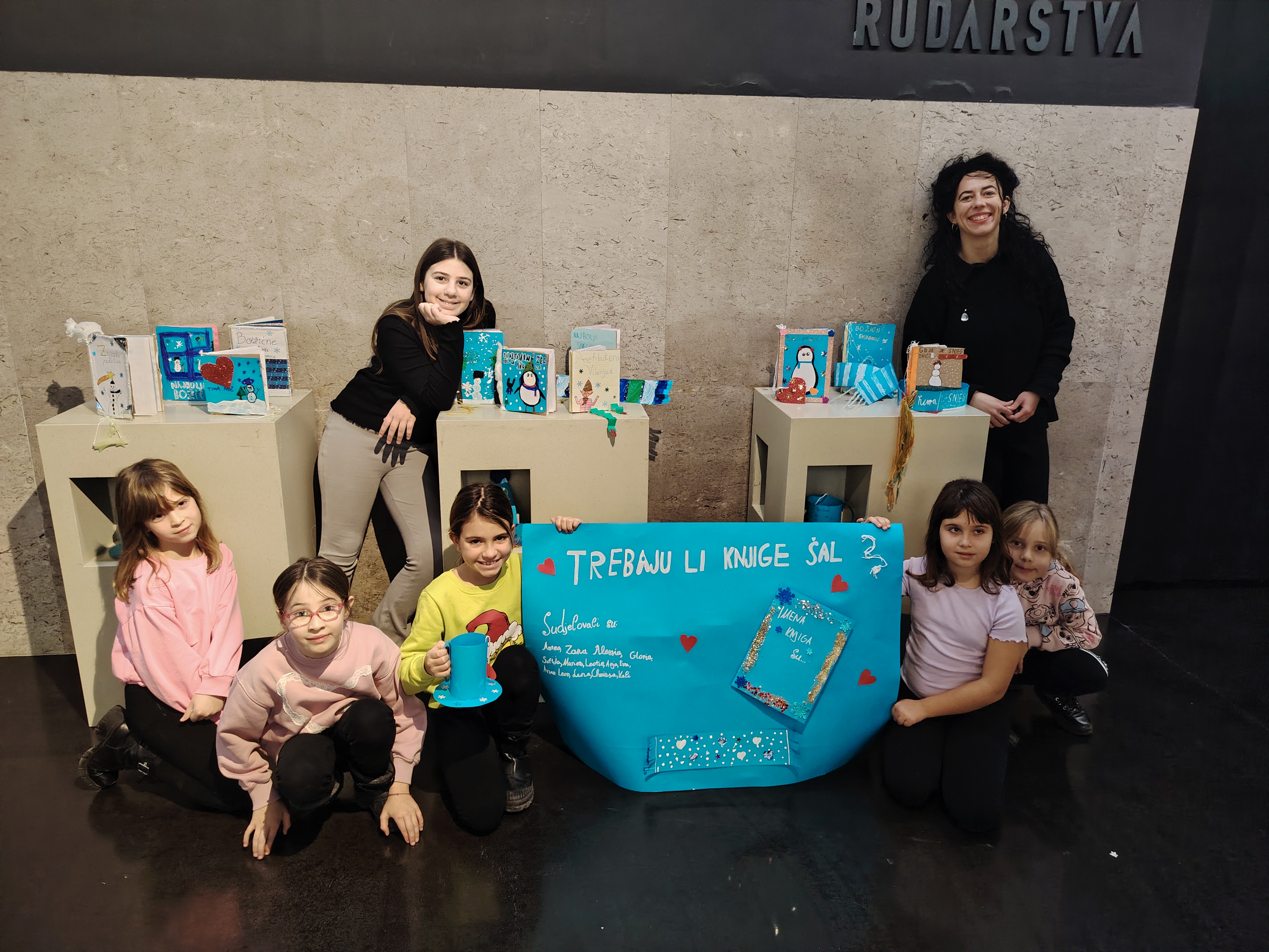 Održana likovno-kreativna radionica „Trebaju li knjige šal?“