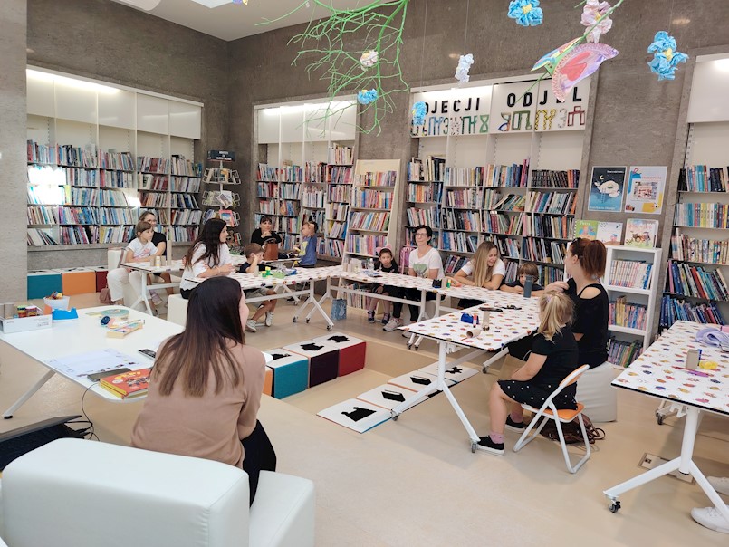 TIK // Održana edukativno-kreativna radionica "Čitamo i stvaramo: o glazbi"