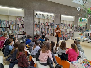 U Gradskoj knjižnici održan književni susret s Tatjanom Pokrajac-Papucci