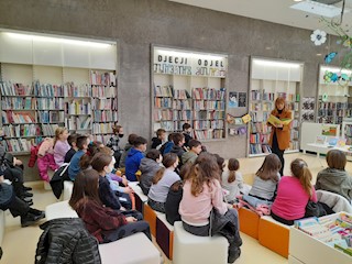 U Gradskoj knjižnici održan književni susret s Tatjanom Pokrajac-Papucci