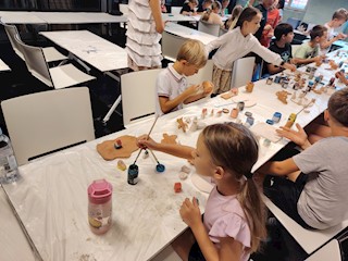 „LJETO U KNJIŽNICI” U ZNAKU DJEČJE KREATIVNOSTI, ZNATIŽELJE I UMJETNOSTI