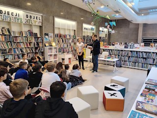 MHK // Odabrali knjižničari: Susret s Igorom Baksom!