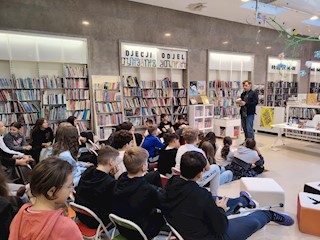 MHK // Odabrali knjižničari: Susret s Igorom Baksom!