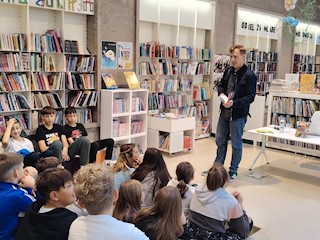 MHK // Odabrali knjižničari: Susret s Igorom Baksom!