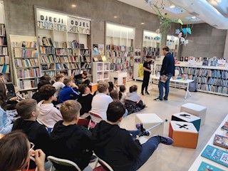 MHK // Odabrali knjižničari: Susret s Igorom Baksom!