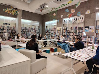 MHK // Održana edukativno-kreativna radionica "Čitamo i stvaramo: odabrala knjižničarka“