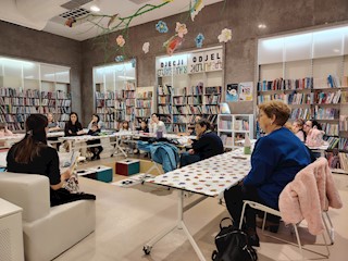 MHK // Održana edukativno-kreativna radionica "Čitamo i stvaramo: odabrala knjižničarka“