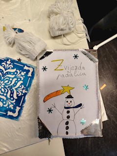 Održana likovno-kreativna radionica „Trebaju li knjige šal?“